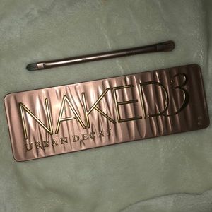 NAKED 3 WO/ Brush Urban Decay